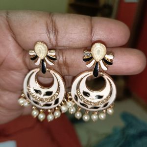 Meenakari Jhumka