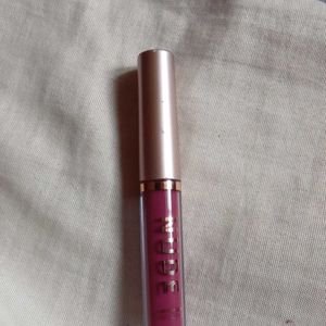 Its A Nude Magenta Lipgloss💟