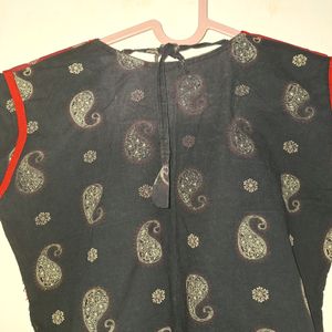 BLACK SHORT KURTI