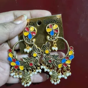 Earing With Multiple Colours .. ..ll