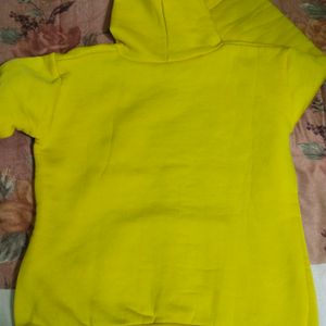 Yellow Pikachu Hoodie "L"