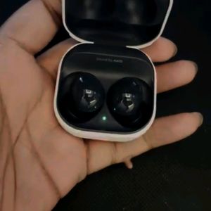 Samsung Galaxy Buds 2 ( With Original Box )