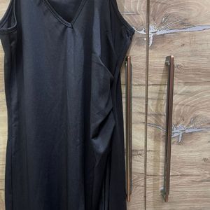 Slit One Piece