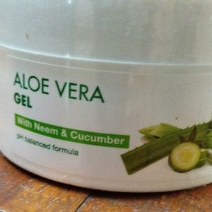 ORGANIC HARVEST ALOE VARA GEL(More Than 50% Left)