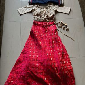 Women’s Lehenga Choli Red White And Freebie