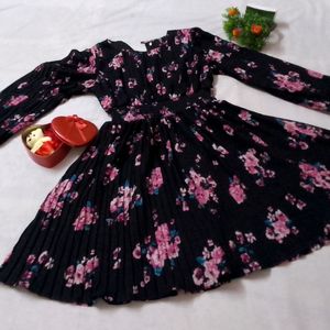 Black With Flowers Print Kurti