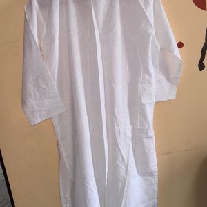 BRAND NEW WHITE CHIKANKARI KURTA FOR WOMEN