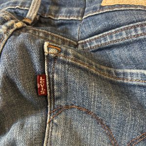 Levi’s Jeans