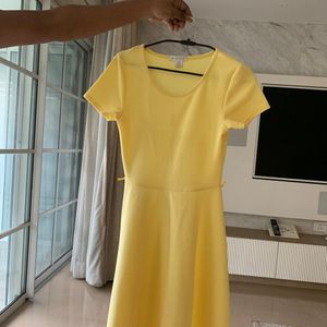 Yellow Shortsleeved Dress