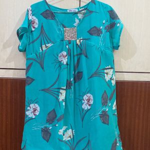 Sea Green Top Floral Flowers Size Xl