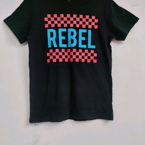 Women Black Printed Tshirt