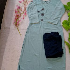 Kurti Set.