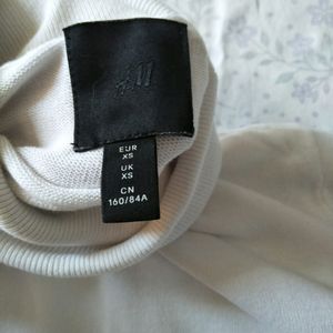 H&M White Turtleneck