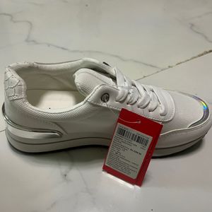 White Casual Shoes for Women from Ginger-size 39