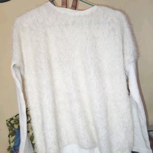 White Wollen Top