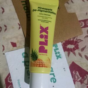 Pineapple Foaming fash Wash (20ml)