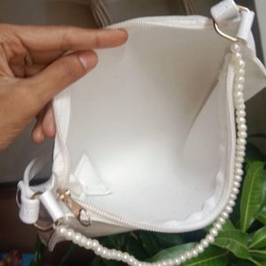 Cute Bag With Pearls + Free Lip Balm