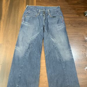 Levi’s Low Waist Baggy Jeans