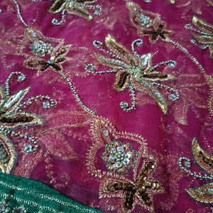 Net Full Of Zari Work Saree Perfect For Wedding