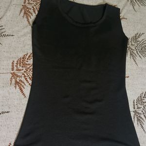 Black Top Sleeve Less