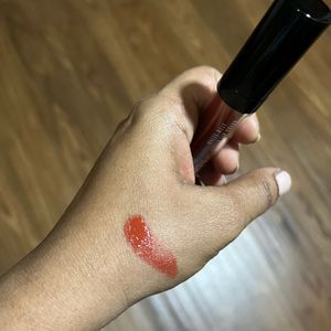 Lakme Absolute Matte Liquid Lip Colour