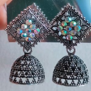 Jhumkas New