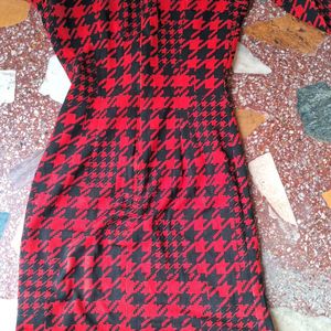 HOT RED AND BLACK BODYCON