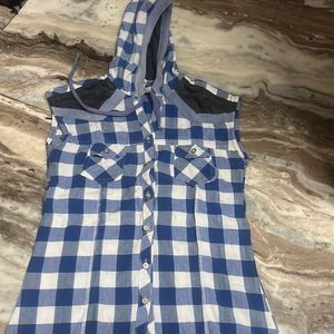 Blue & White Pure Cotton Check Sleeveless Shirt