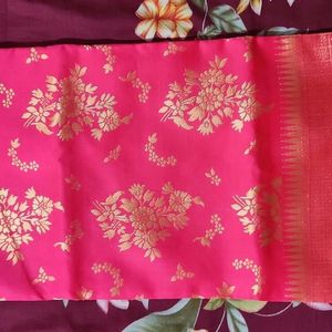 Pure Kanjeeveram Silk Saree🩷🤍