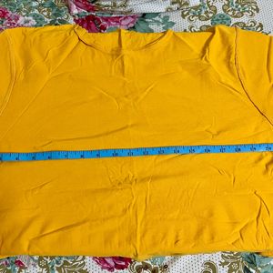 Men mustard yellow round neck tshirt