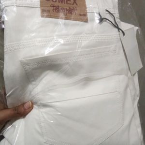 White Streachble Jeans Size 32