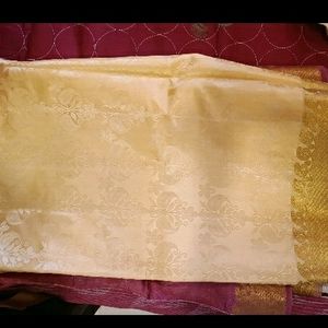 Shower Saree With Beautiful Colour Combinations