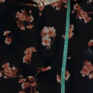 SASSAFRAS BLACK FLORAL DRESS