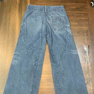 Levi’s Low Waist Baggy Jeans