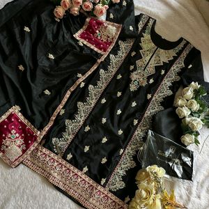 Partywear Heavy Embroidered Pakistani Suit