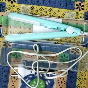 Mini Hair Straightener