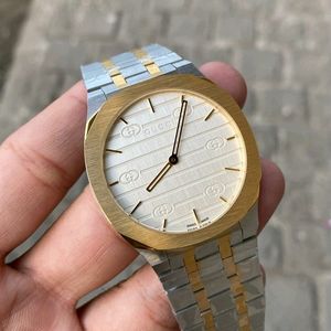 Gucci Slim Premium Watch