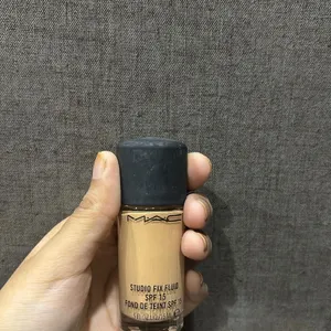 mac studio fix fluid foundation with spf 15