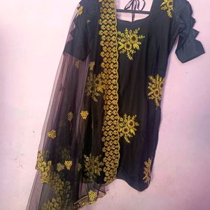 Beautiful Lehanga Kurti Set