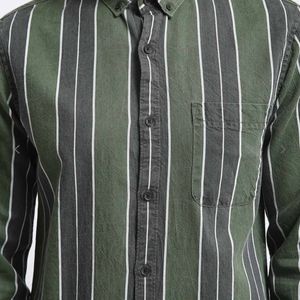 Green Striped Slim Fit Shirt - Size M