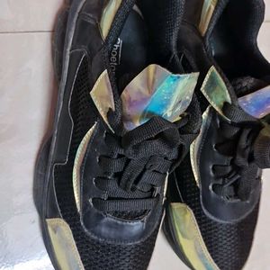 Casual Shoes For Women Very Good Condition