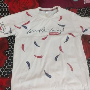 Mens Tshirt In M Size