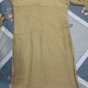 Women Golden Kurta Set With Dupatta