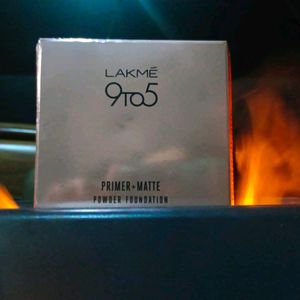 9TO5 LAKME POWER FOUNDATION