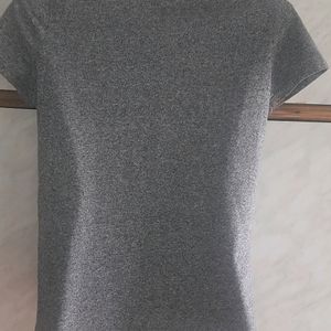 Woman's Tshirt