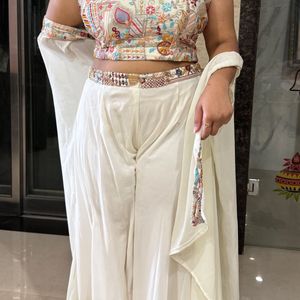 Embroidered top with trousers and shrug