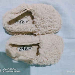 Zara:Terry cloth Slipper For Girls