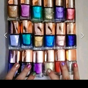 Manish Malhotra Gliter Nail Polish💅