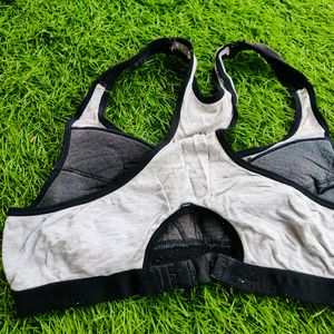 Jockey branded Grey n black  🩶 🖤 active wear bra