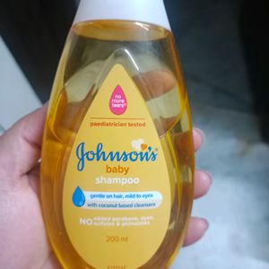 Johnson's Baby Shampoo